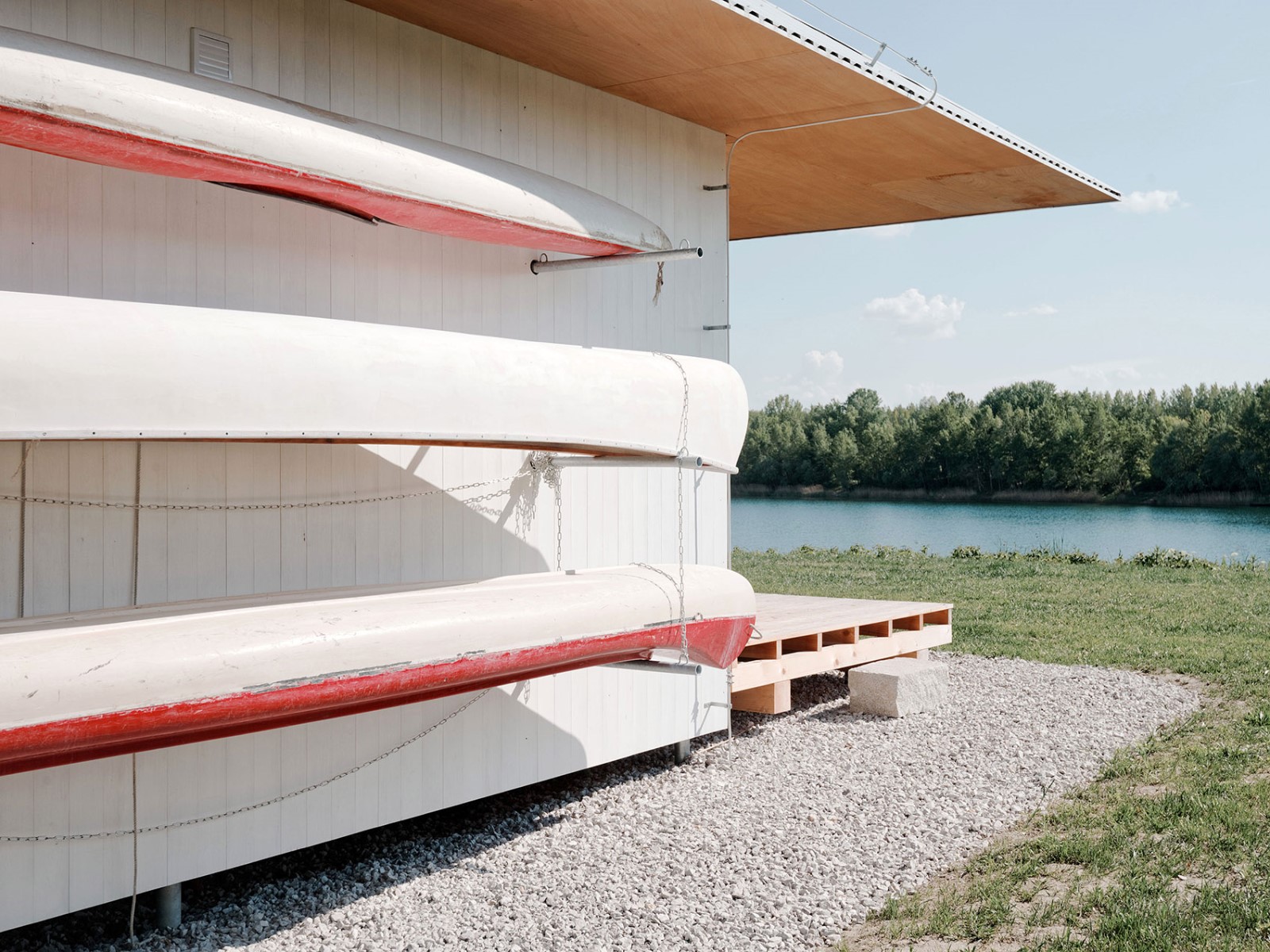 VOJ湖边度假屋，斯洛伐克 / JRKVC-18