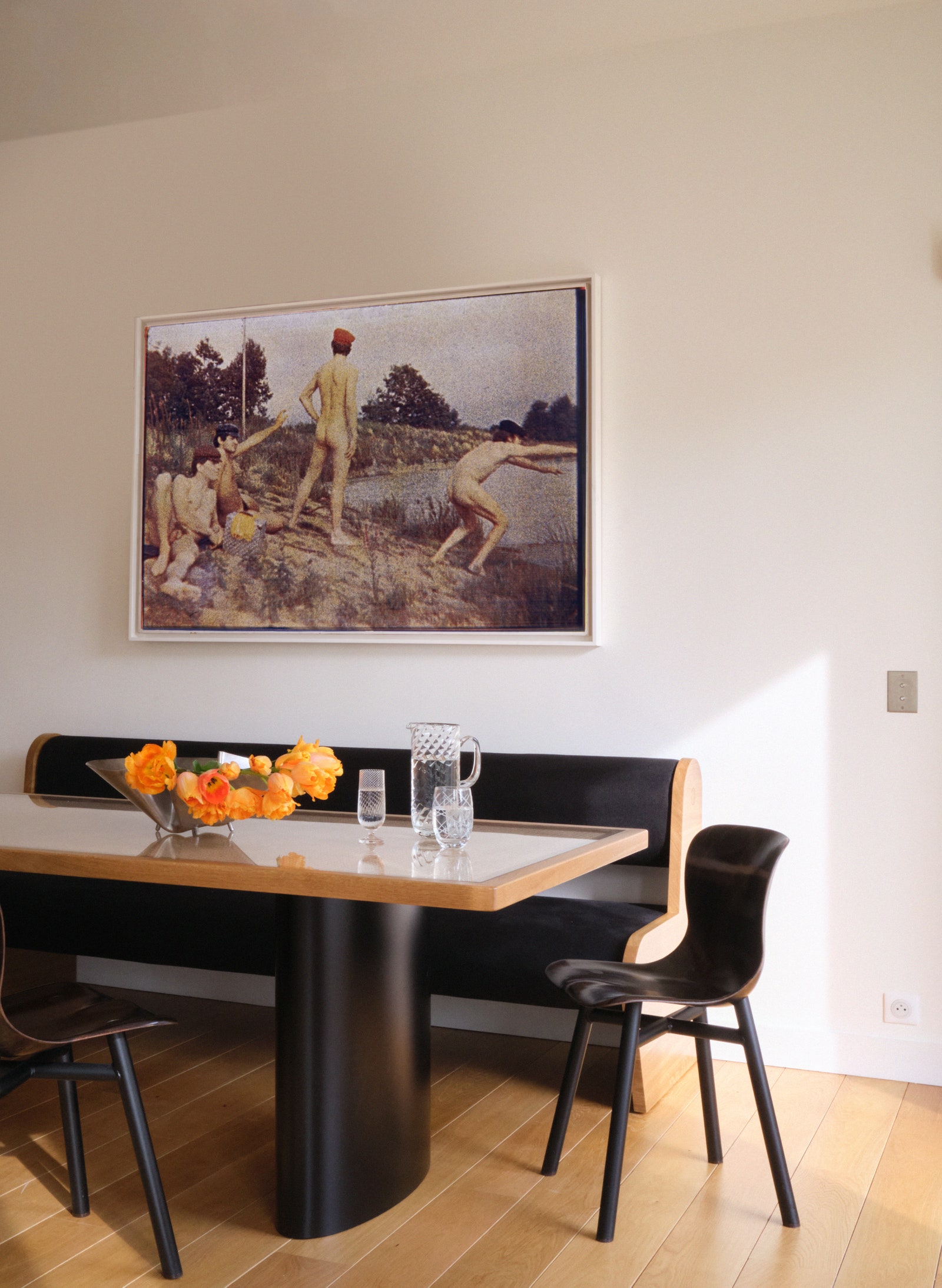 光线与材质的完美结合 | Hauvette & Madani 打造温馨公寓-7