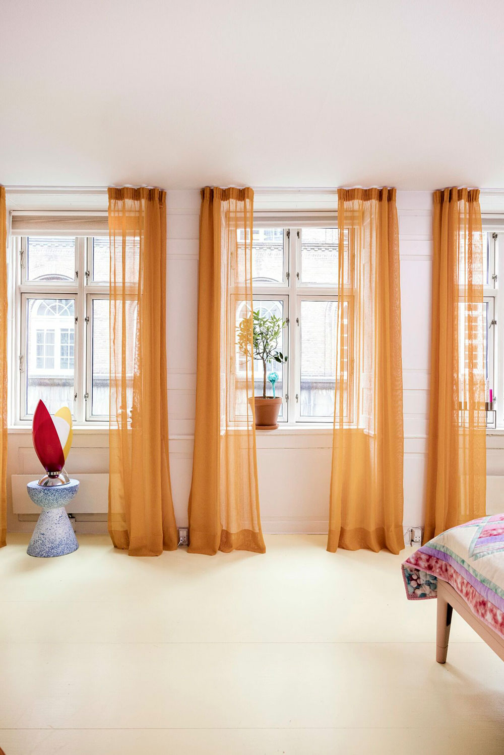 哥本哈根明黄色艺术家公寓丨丹麦哥本哈根-13