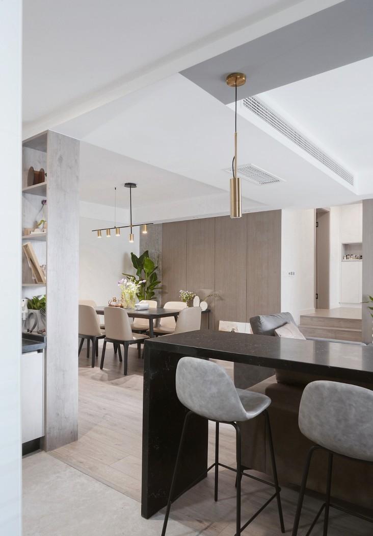 现代简约三居室 原木风格温馨家居设计-26