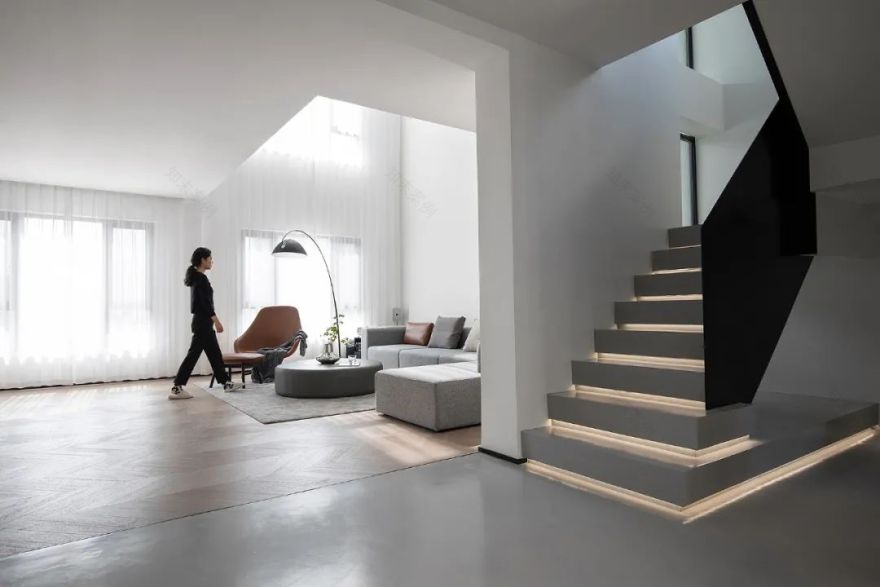 苏州湾天铂 180㎡复式叠墅,极简主义风格打造无界生活-4