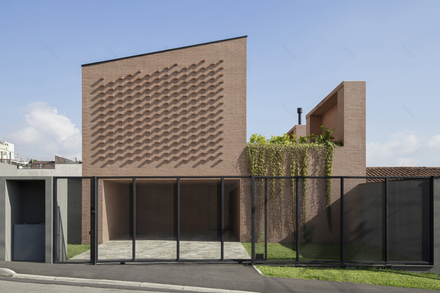 托朗住宅丨巴西丨Luana Barichello,Nommo Arquitetos-34