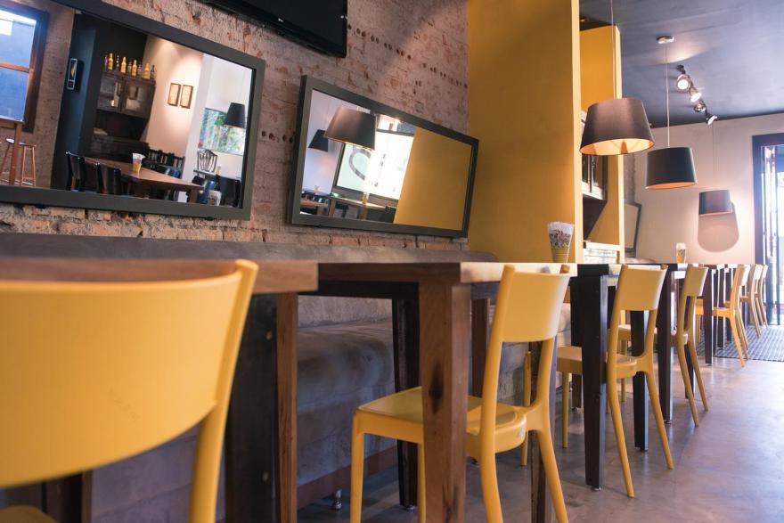 巴西 Curitiba 餐厅设计-12