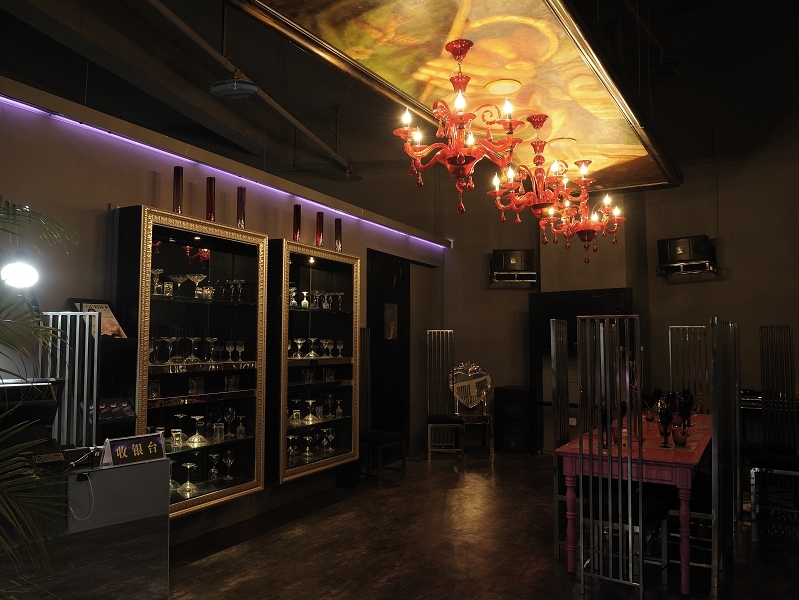 XY水晶店铺装修实景图-7