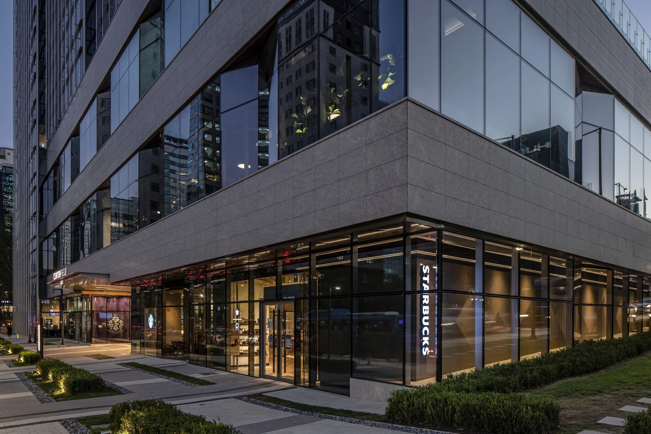 首尔中心区双子塔建筑丨韩国-17