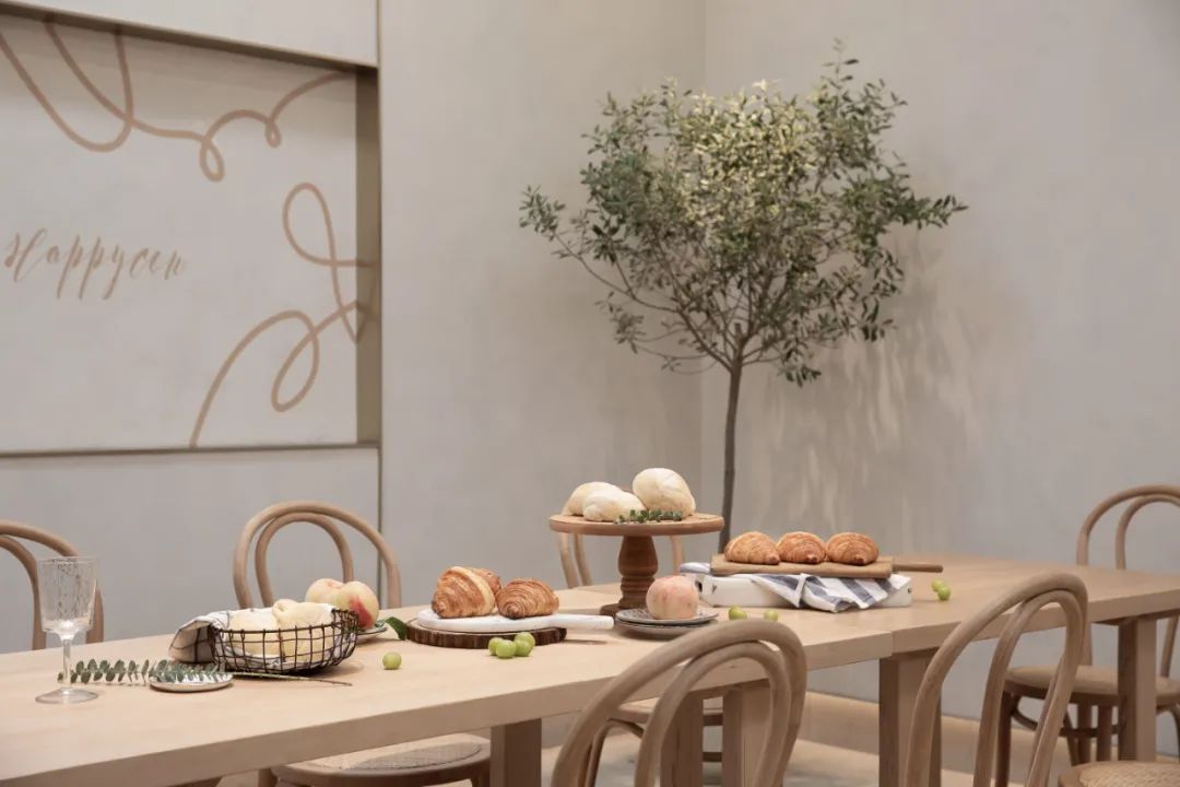 杭州“欢牛蛋糕屋”打造奶油蛋糕盒子空间-39