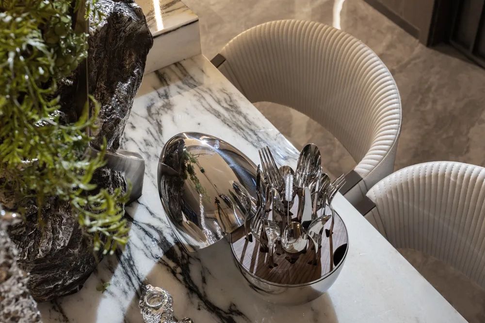 沈阳龙湖双珑原著 129 样板间丨中国沈阳丨上海井言建筑室内设计有限公司,北京靳朝晖设计有限公司-19