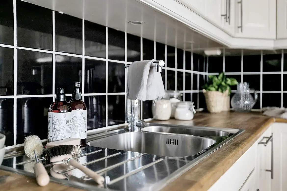 瑞典公寓的墙面装饰灵感-8