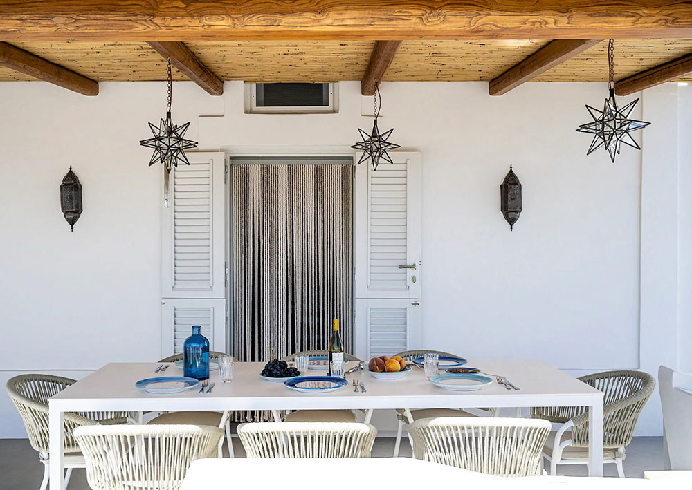 海洋风格与摩洛哥图案：西西里岛鼓舞人心的夏日之家-15