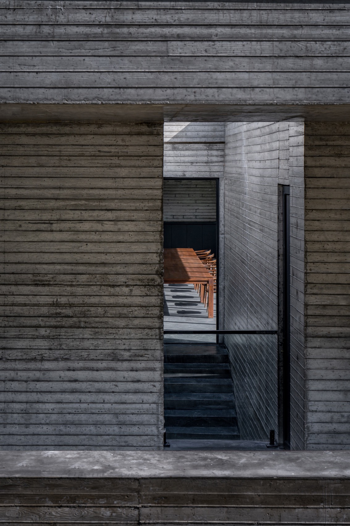 武当山麓游客中心:重塑台地之线丨中国十堰丨上海末广建筑设计有限公司-67