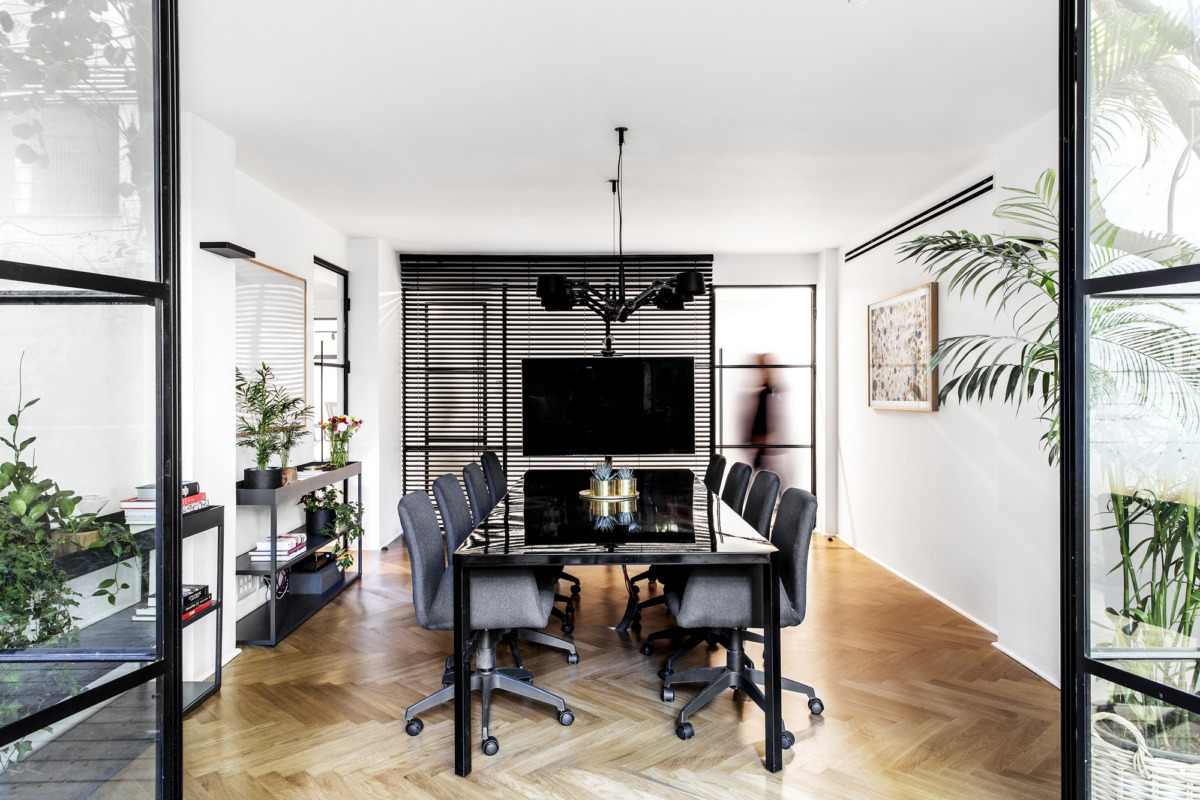 Tel Aviv 创投公司 Qumra Capital 现代家园风格办公室设计-19