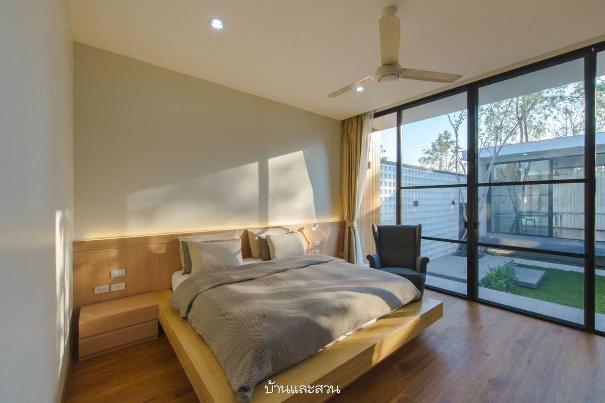 แบบบ้านวัยเกษียณสไตล์โมเดิร์น เรียบง่าย อยู่สบาย - บ้านและสวน-5