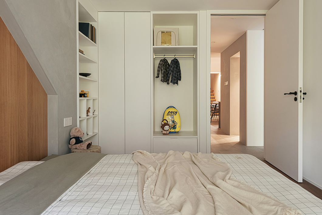 原木之魅 | 季意空间设计带来的温馨宁静居住体验-33