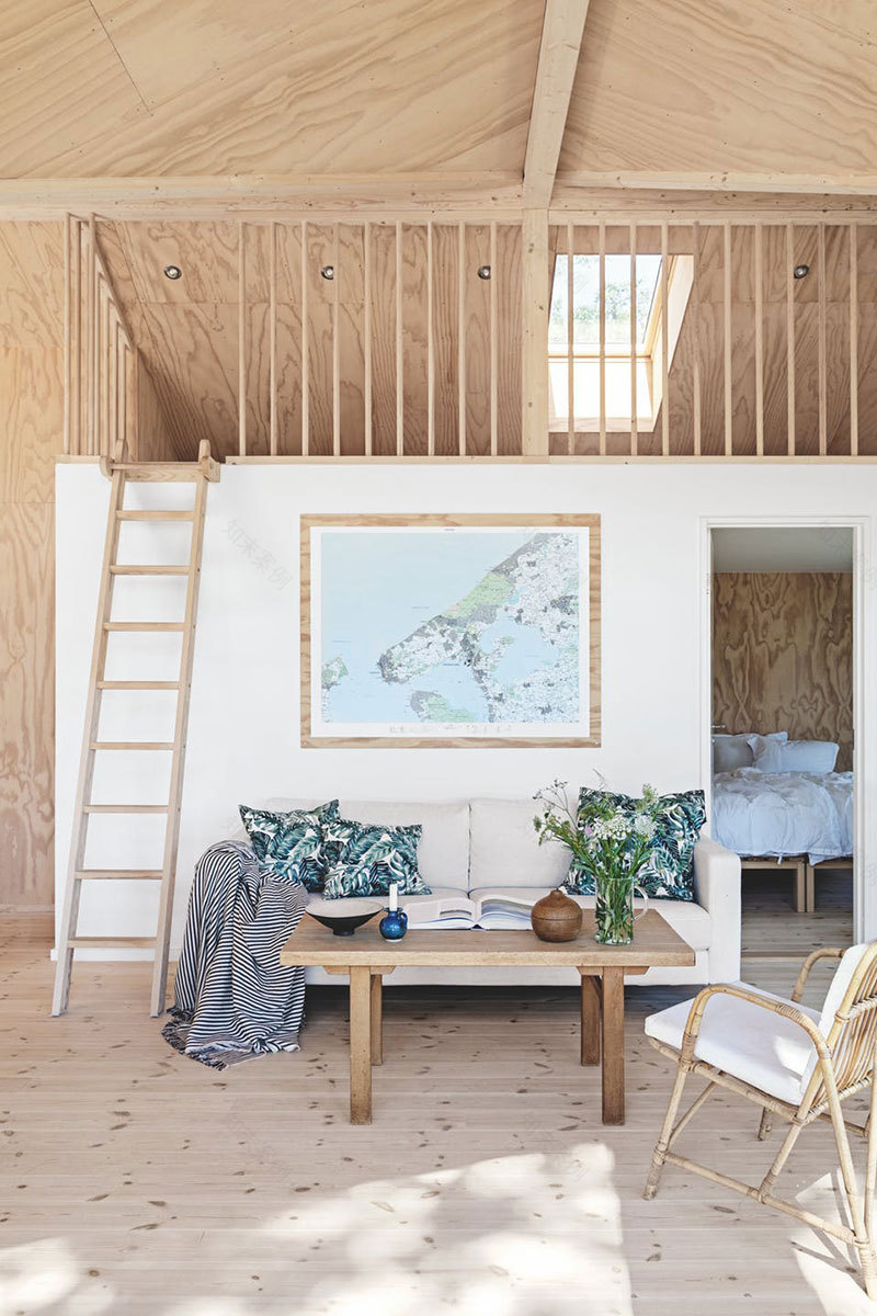 丹麦木质玻璃夏日小屋-5