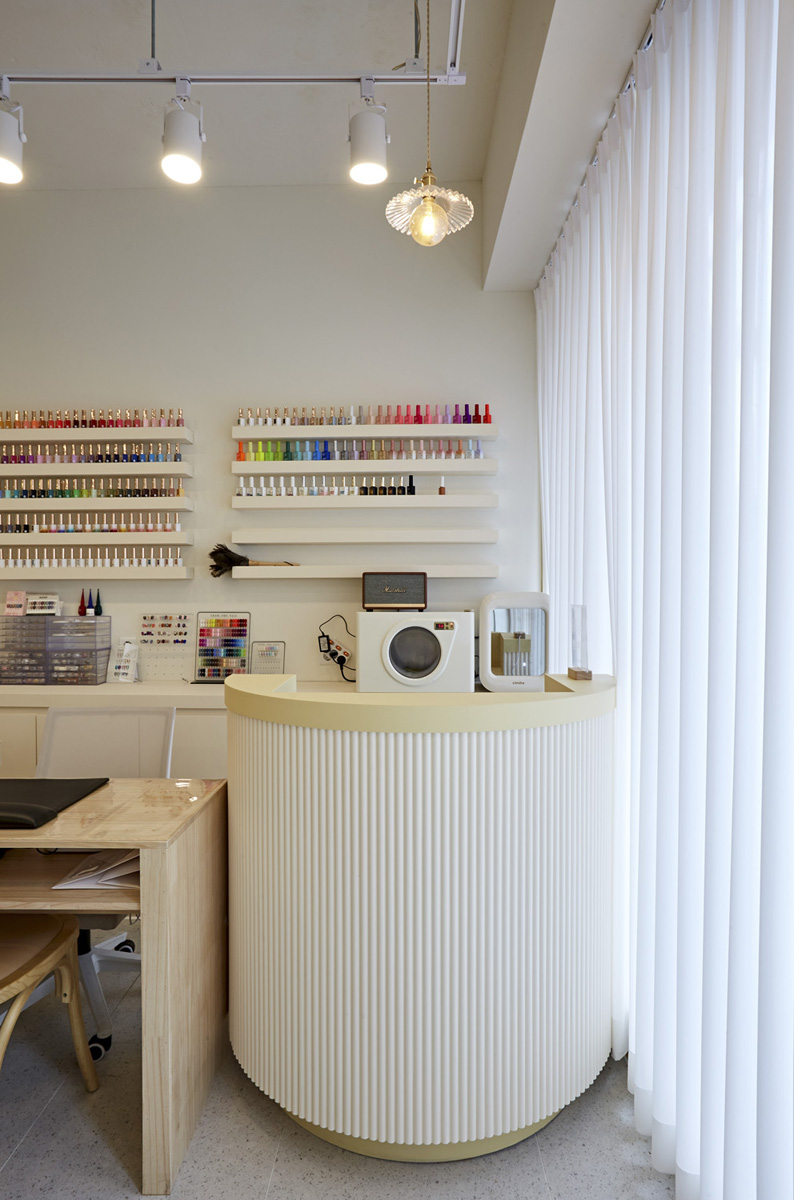 10 坪温馨北欧风小店，低成本打造简洁纯净空间-12