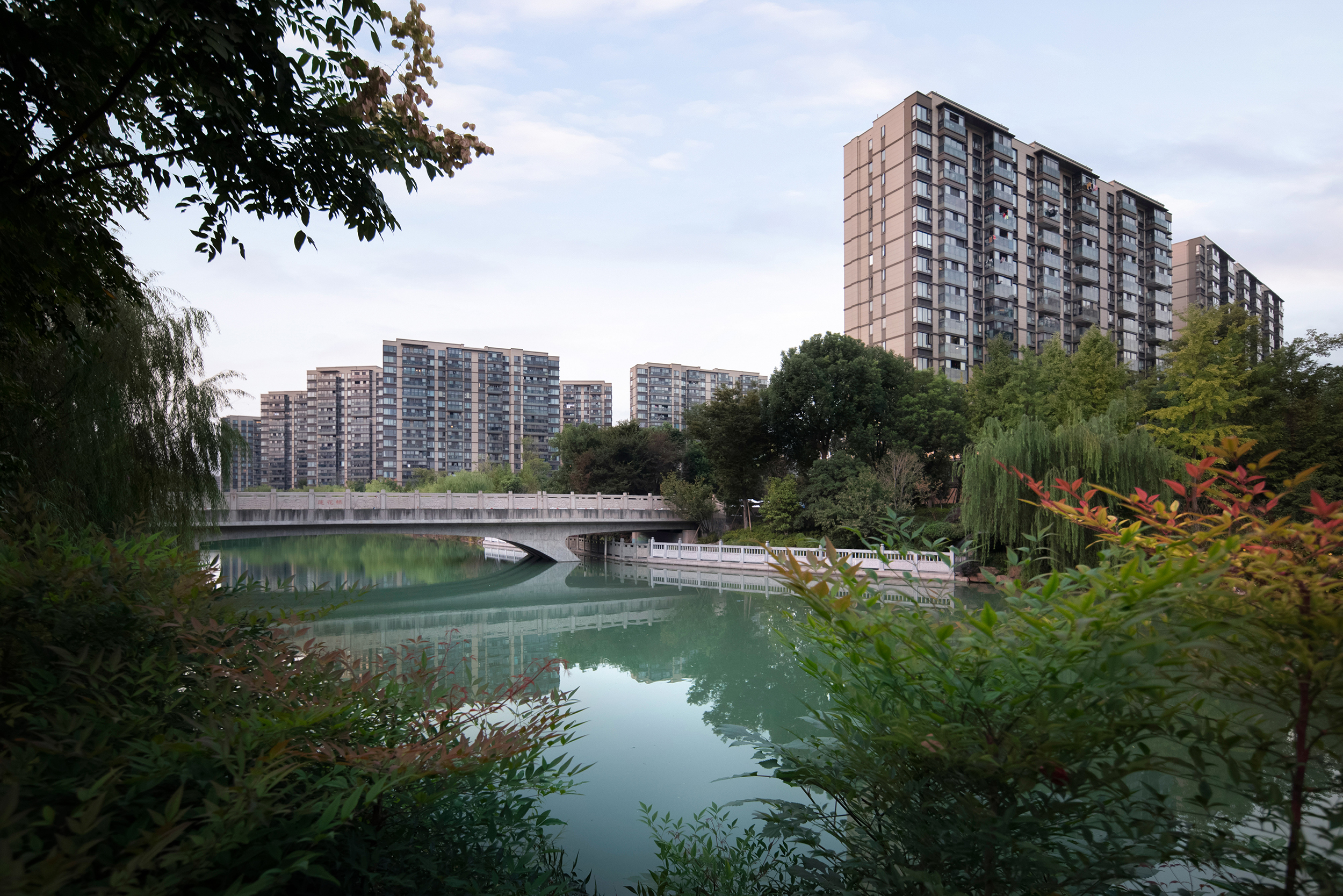 彭布中央广场（注：Commons常见释义为广场；公共区域 ，Pengbu可能是特定地名，音译为彭布 ） 丨中国杭州-28