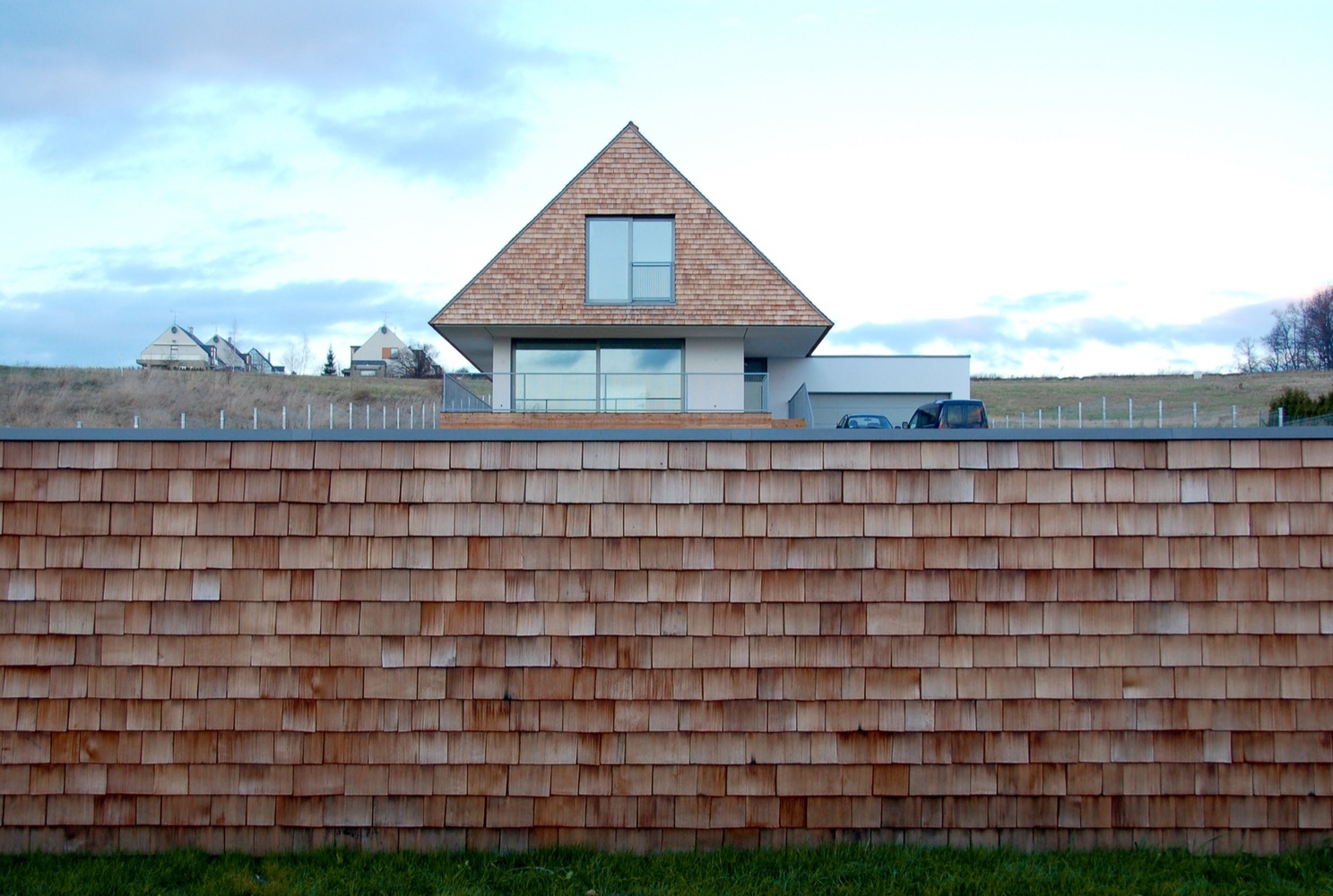 波兰山间“活”建筑，融入自然景观-24