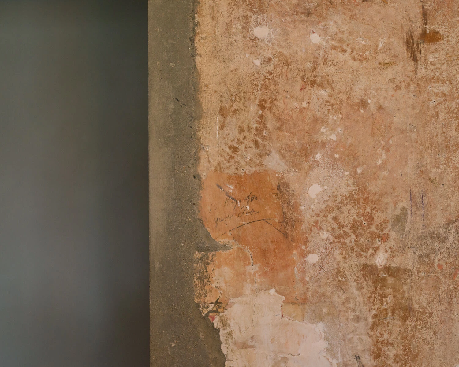 伦敦贝克汉姆公寓的极简禅意空间-21