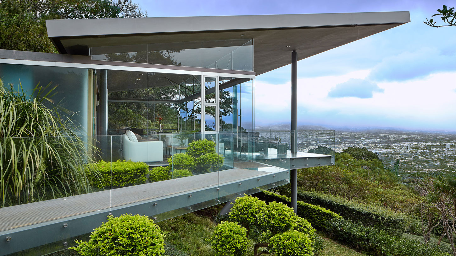 Steel and Glass Costa Rican home by Cañas Arquitectos-7