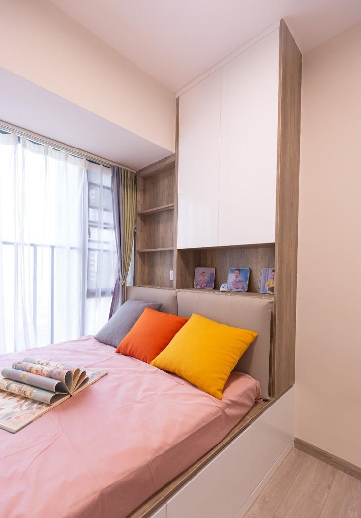 原木灰的现代艺术之家-33