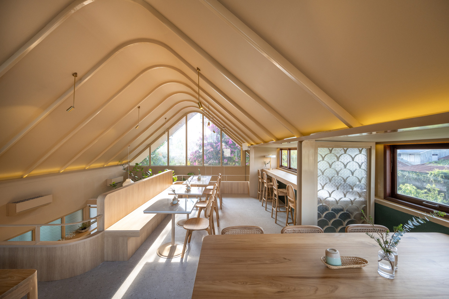 泰国 Tewa 咖啡馆丨BodinChapa Architects-17