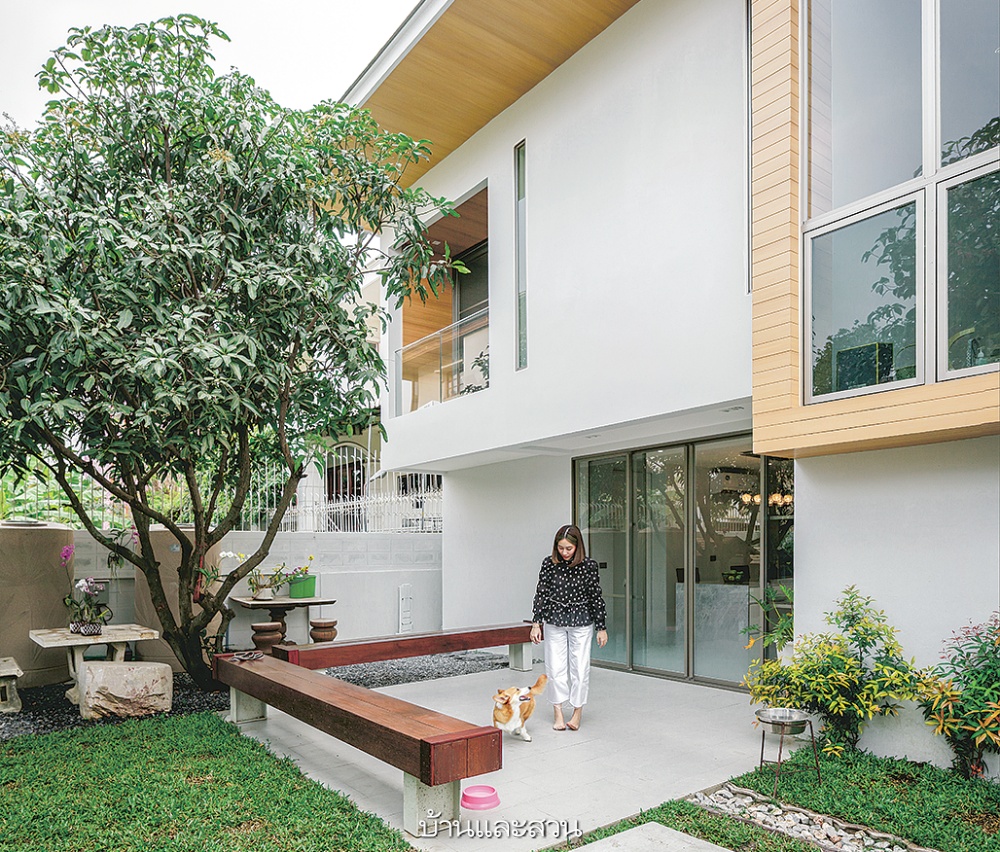 แบบบ้านสไตล์โมเดิร์น ดีไซน์สวยเด่น สำหรับผู้มองหาแบบสร้างบ้าน - บ้านและสวน-21