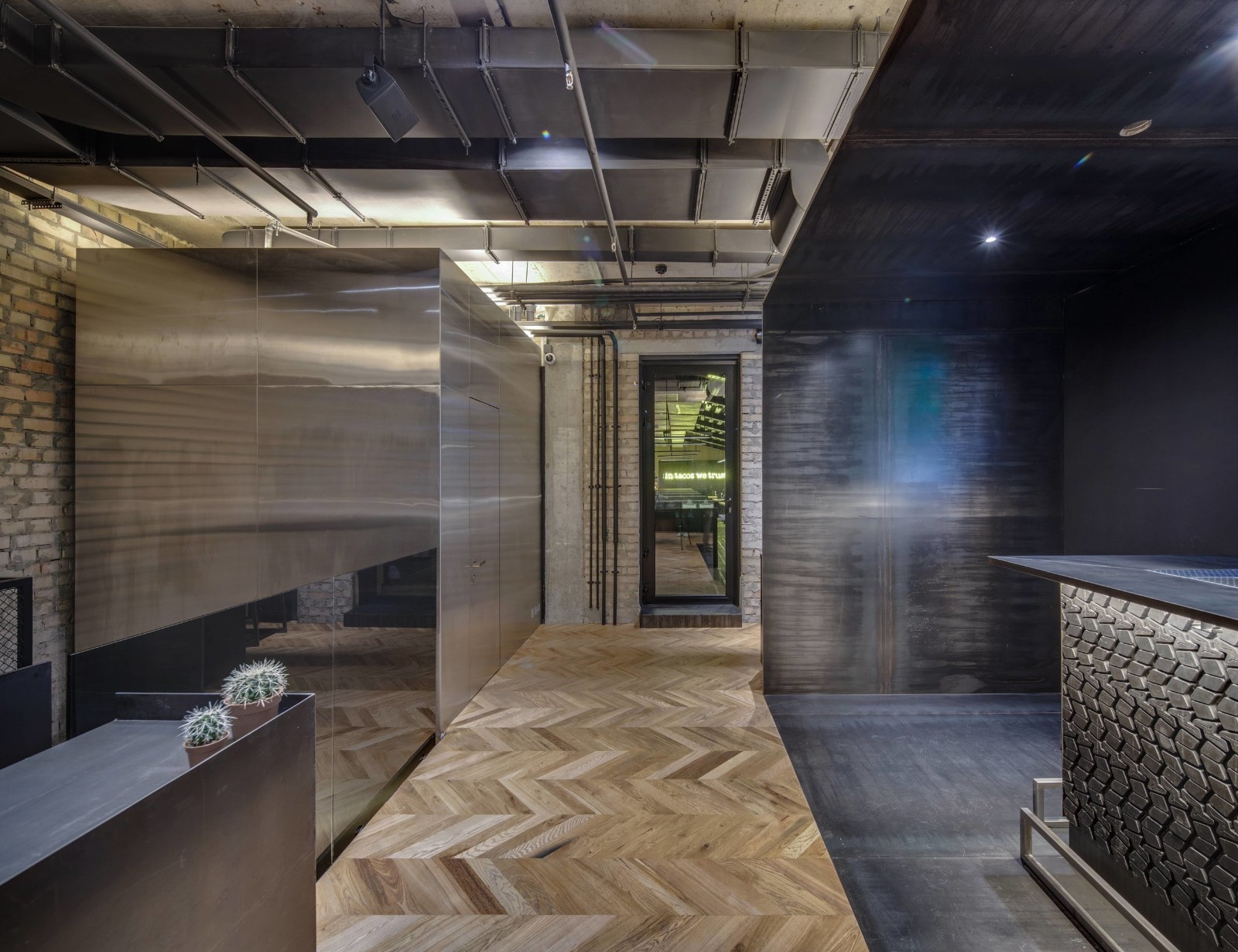 380㎡基辅的墨西哥汉堡店 | Slava Balbek-12