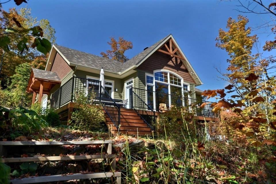 Lac  des  Plages湖畔木屋风格房产丨Joli Joli Design-0