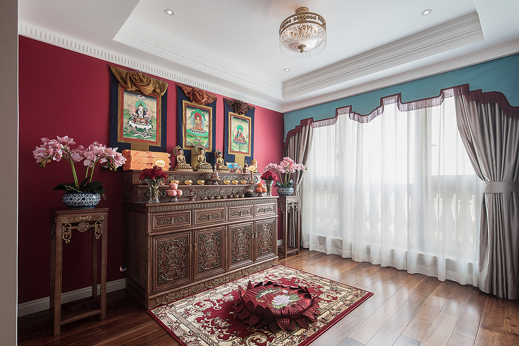 藏红元素融入法式风格，缔造浪漫和谐家居-16