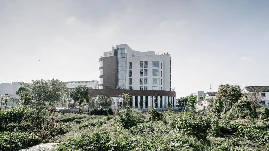 申窑艺术中心二期 | 弧线重构空间,陶瓷碎片般的建筑美学-161