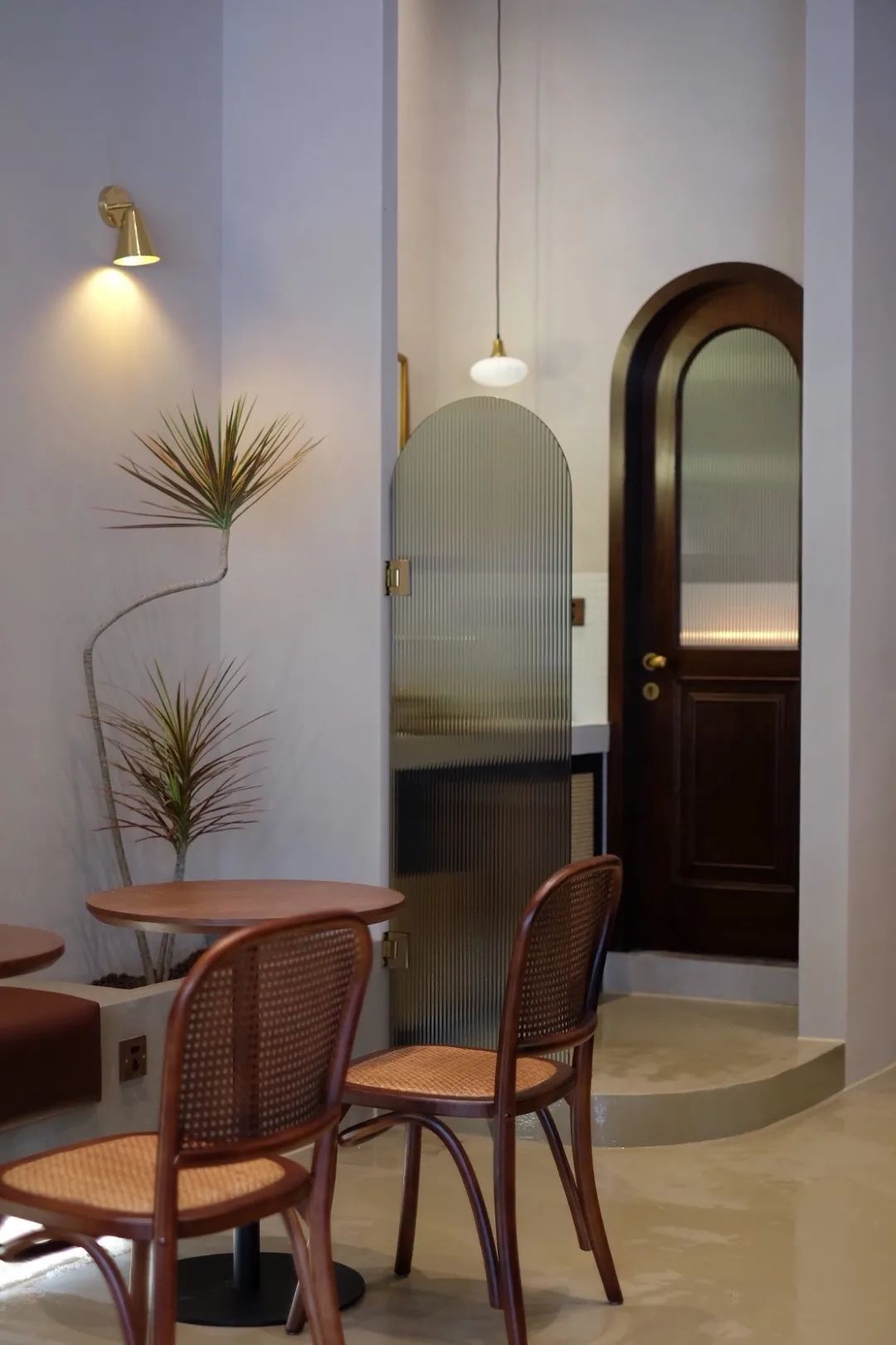 《菜卷の菓子屋》 | 85 平米三室空间,消防管下的逆袭设计-32