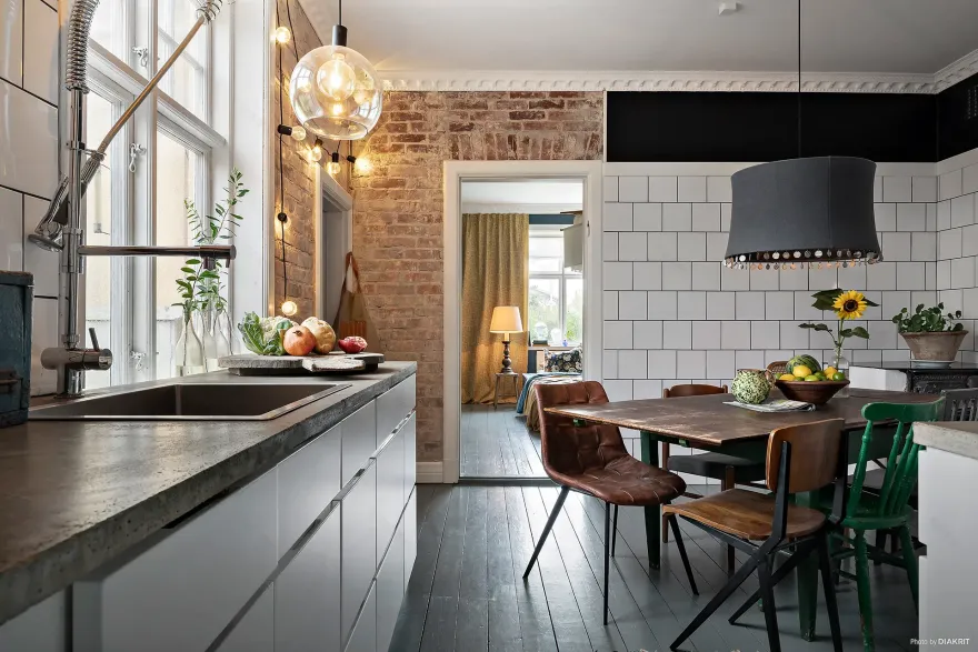 色彩斑斓的百年之家 | 独特的波希米亚风格室内设计-5