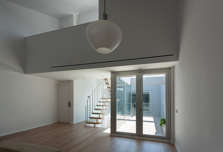 河畔空中楼阁-19