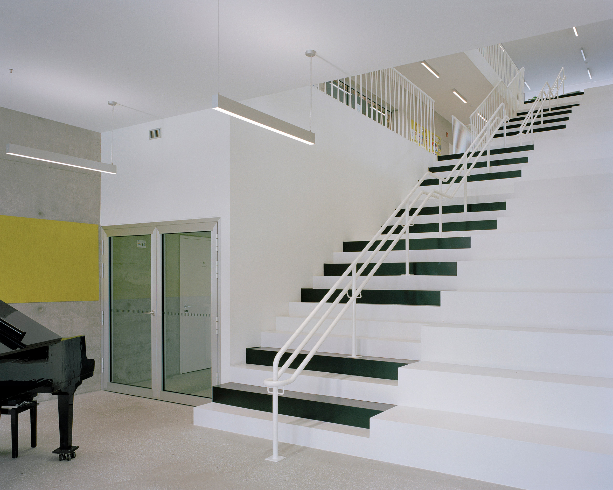 比利时五层空间高效利用的学校设计-30