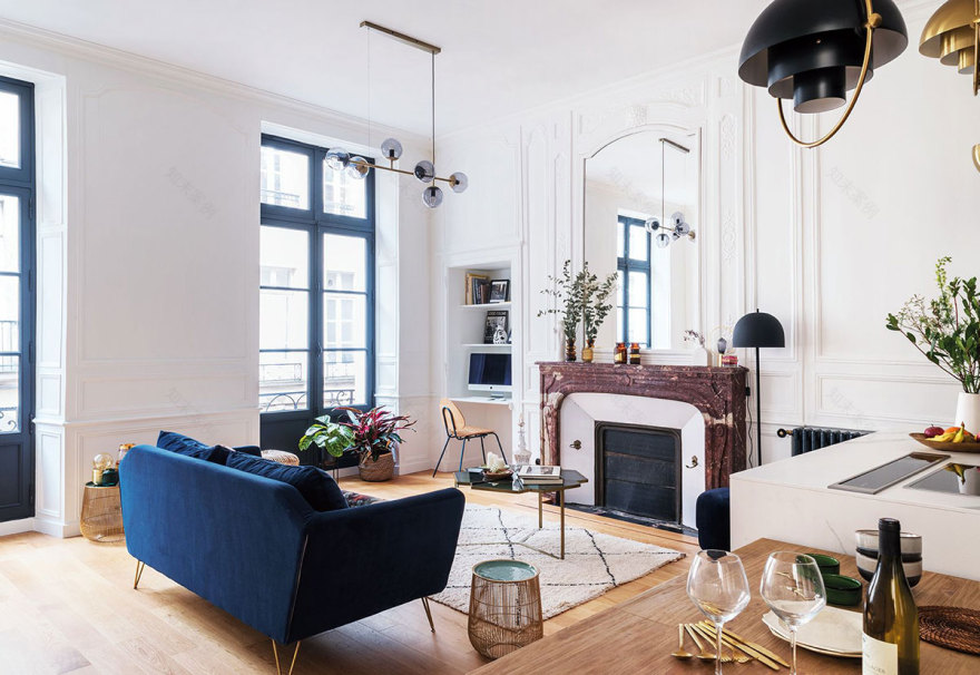 位于法国雷恩具有古典特色的现代公寓-1