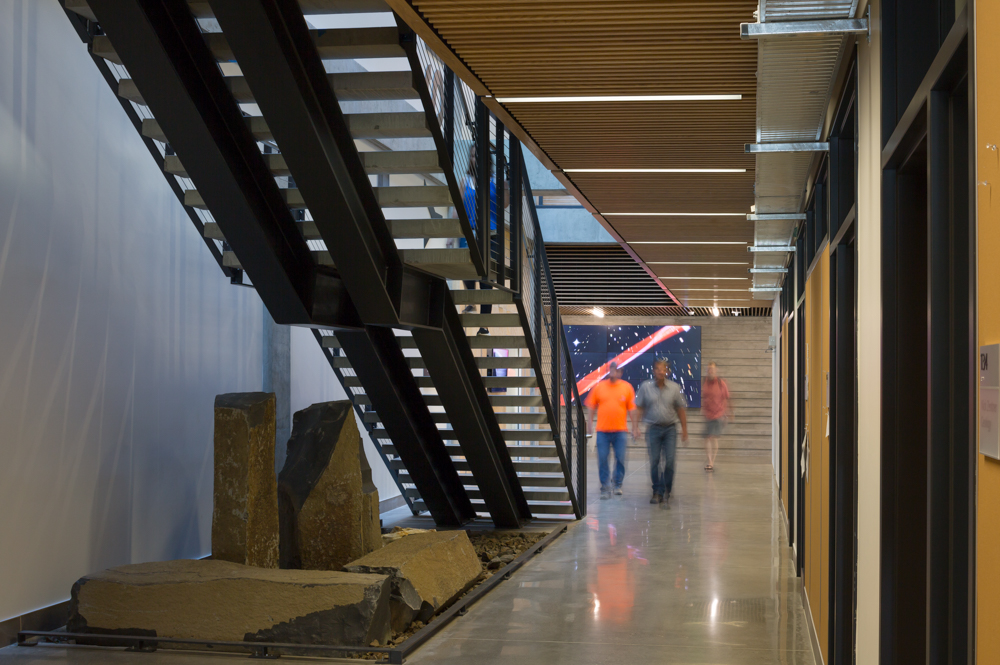 中央华盛顿大学科学 II 邻里 · 互动式教学空间与可持续设计-18