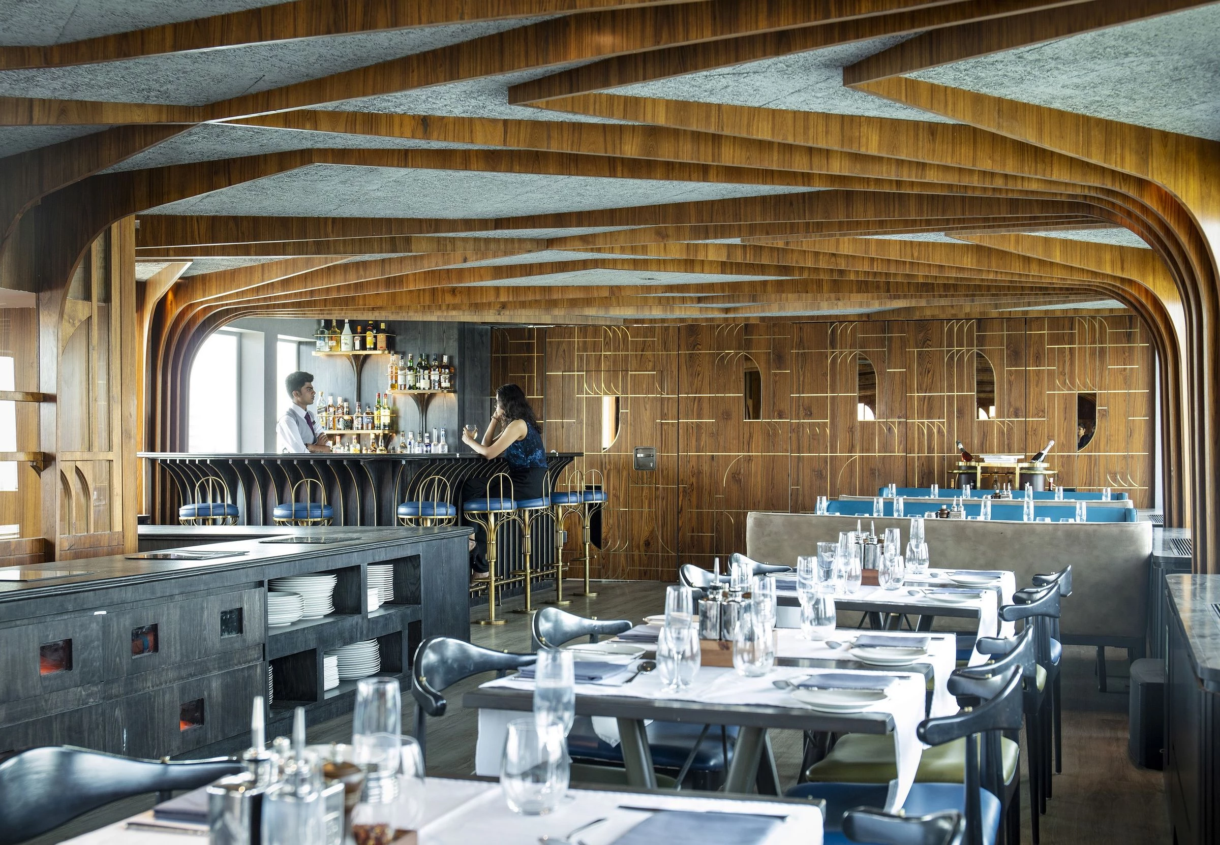 印度高端漂浮餐厅-11