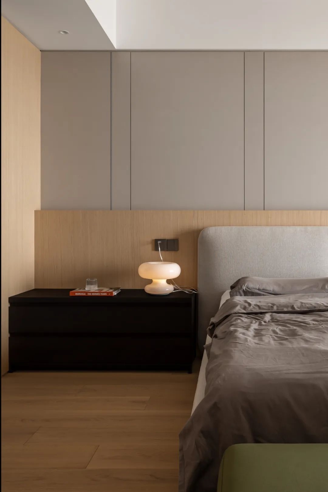 湖光•平层住宅丨中国武汉丨空形设计-47