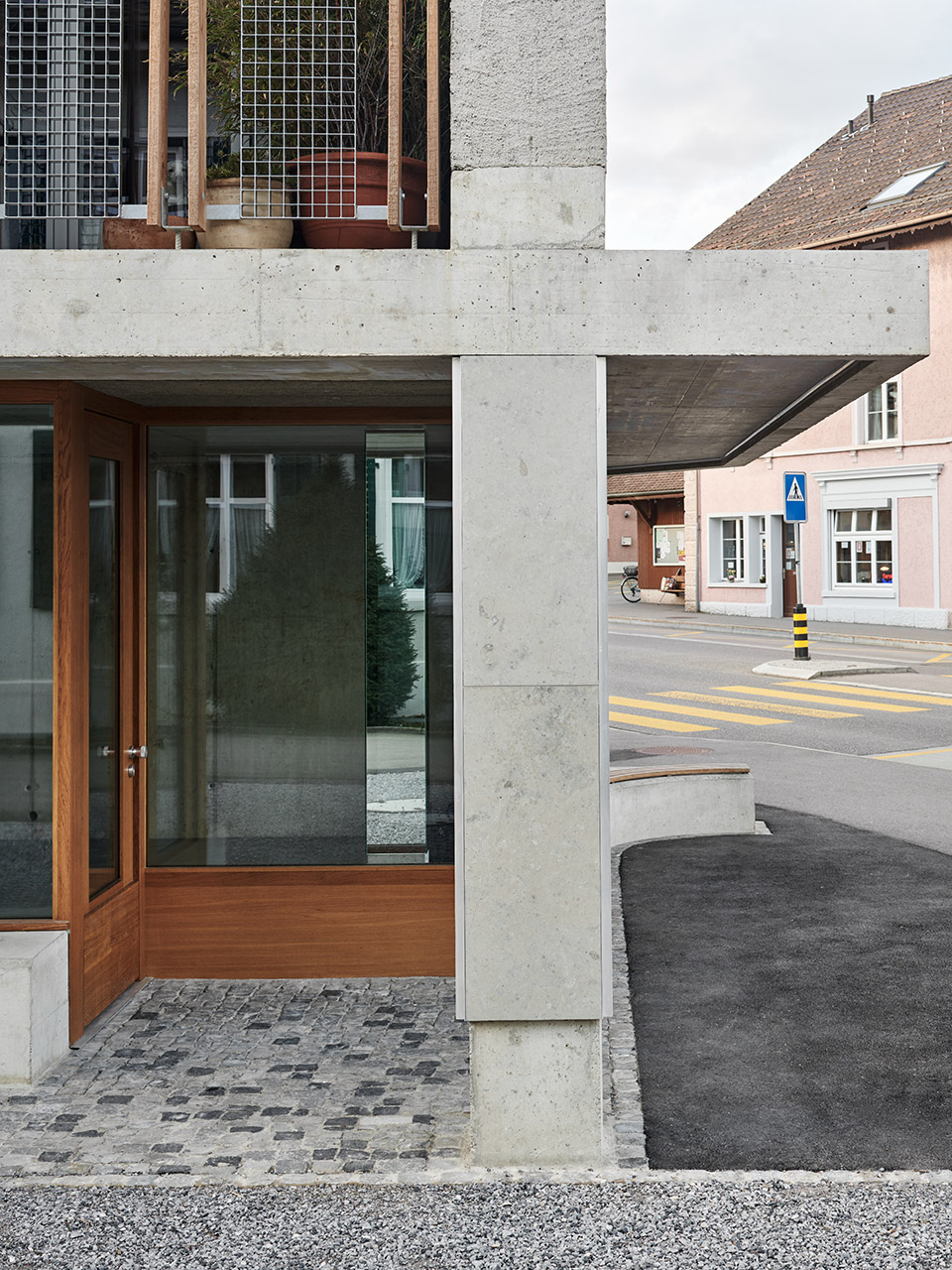 Haus zum Pudel 车站和工作室住宅丨瑞士丨Marazzi Reinhardt-20