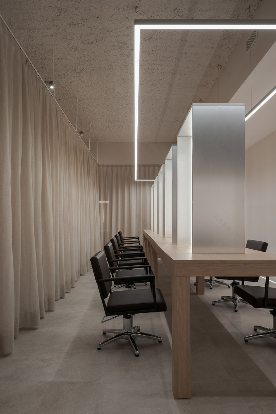 Carlos Pons美容沙龙丨西班牙蓬特韦德拉丨NAN Arquitectos-18