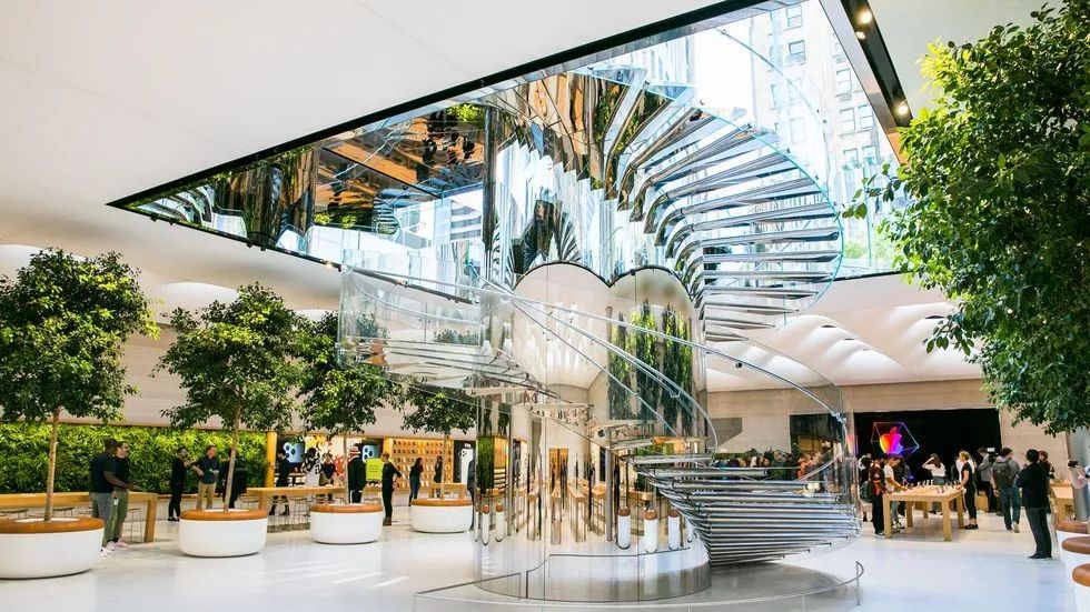 iPhone越来越"丑", 苹果店却越来越美-83