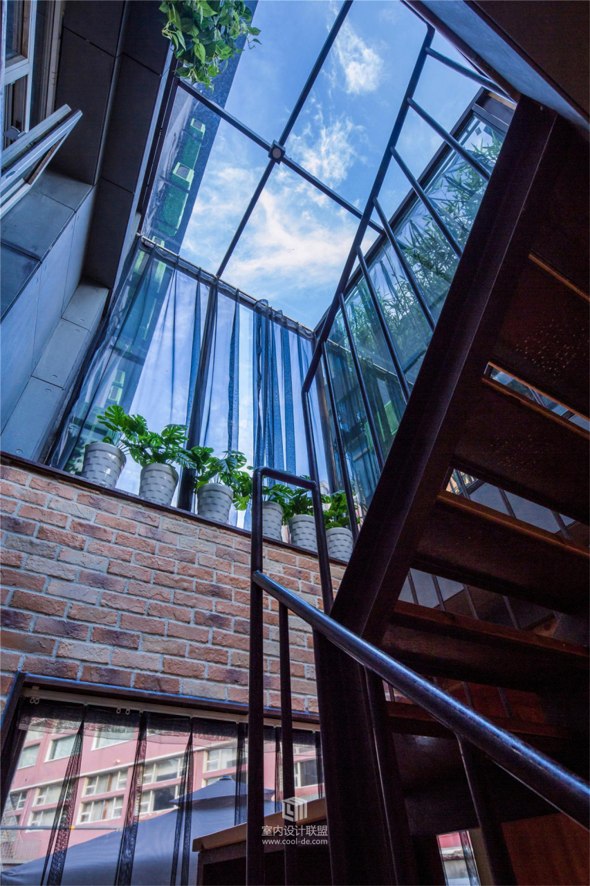 特色酒店设计——山东青岛IN酒店，为年轻的心灵多一倍梦想-60