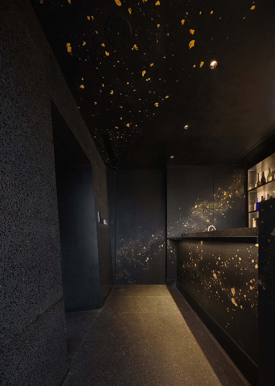 CLOUD ECHO 寿司酒廊丨中国佛山丨堤由匡建筑设计工作室,北京鸣意品牌设计有限公司-10