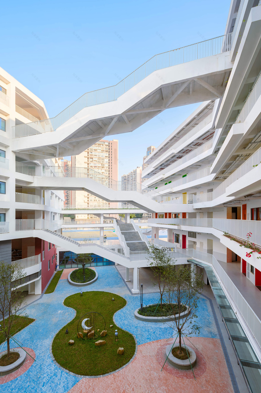 深圳市龙华区外国语学校福城校区丨中国深圳丨深圳大学建筑设计研究院有限公司“钟中 + 钟波涛”工作室-57