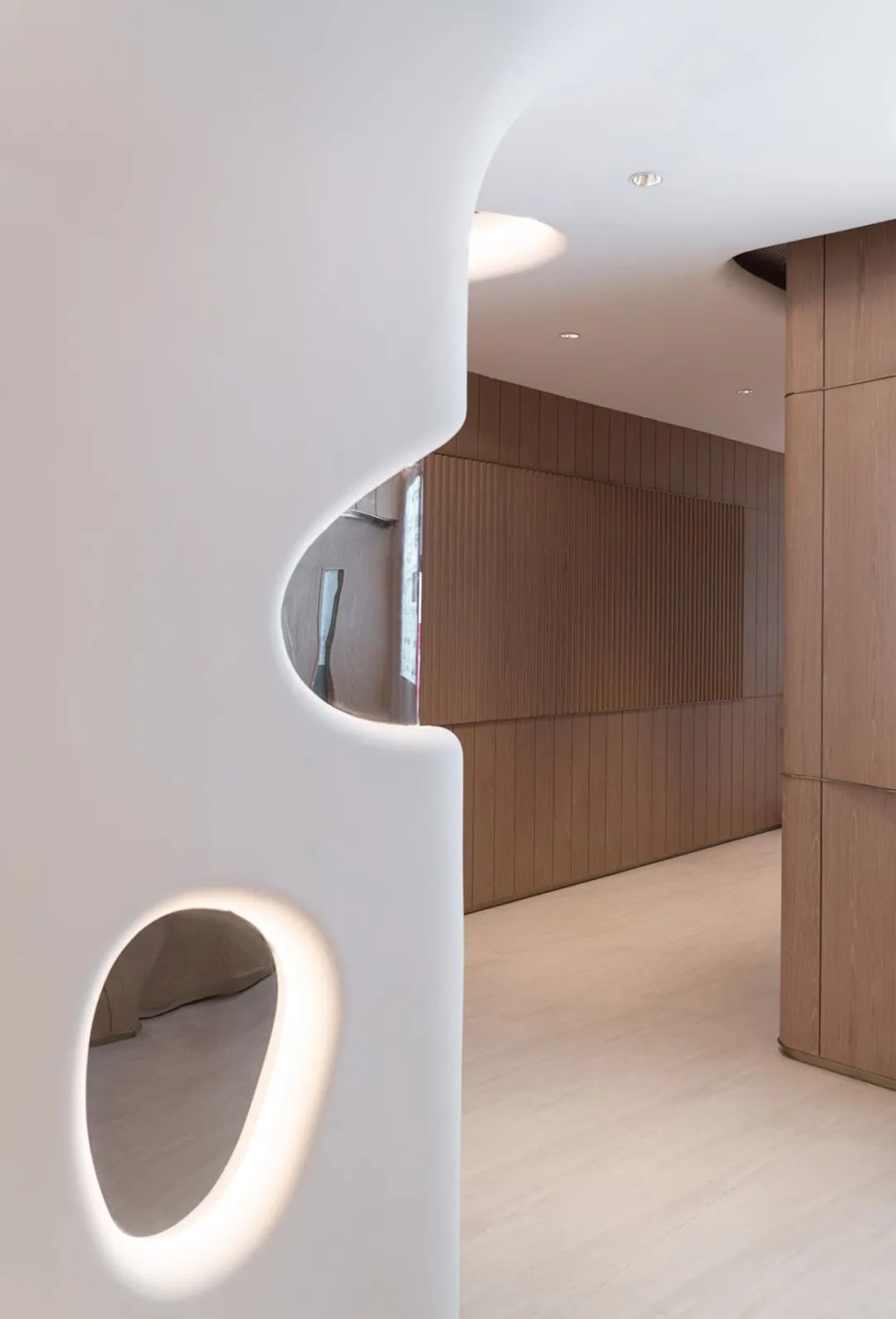 瑞虹天地太阳宫室内公区设计丨中国上海丨LUKSTUDIO芝作室-41