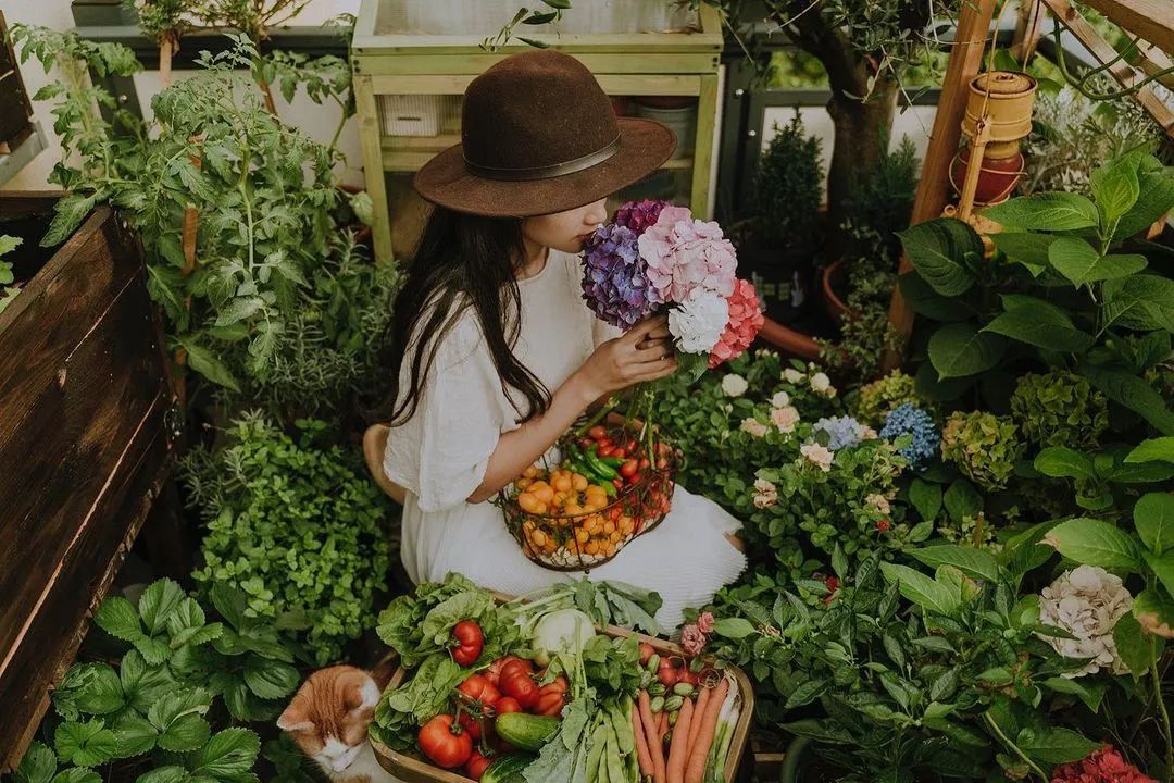 90后妈妈带家人住进森林别墅丨德国丨Thuy Dao和老公T-30