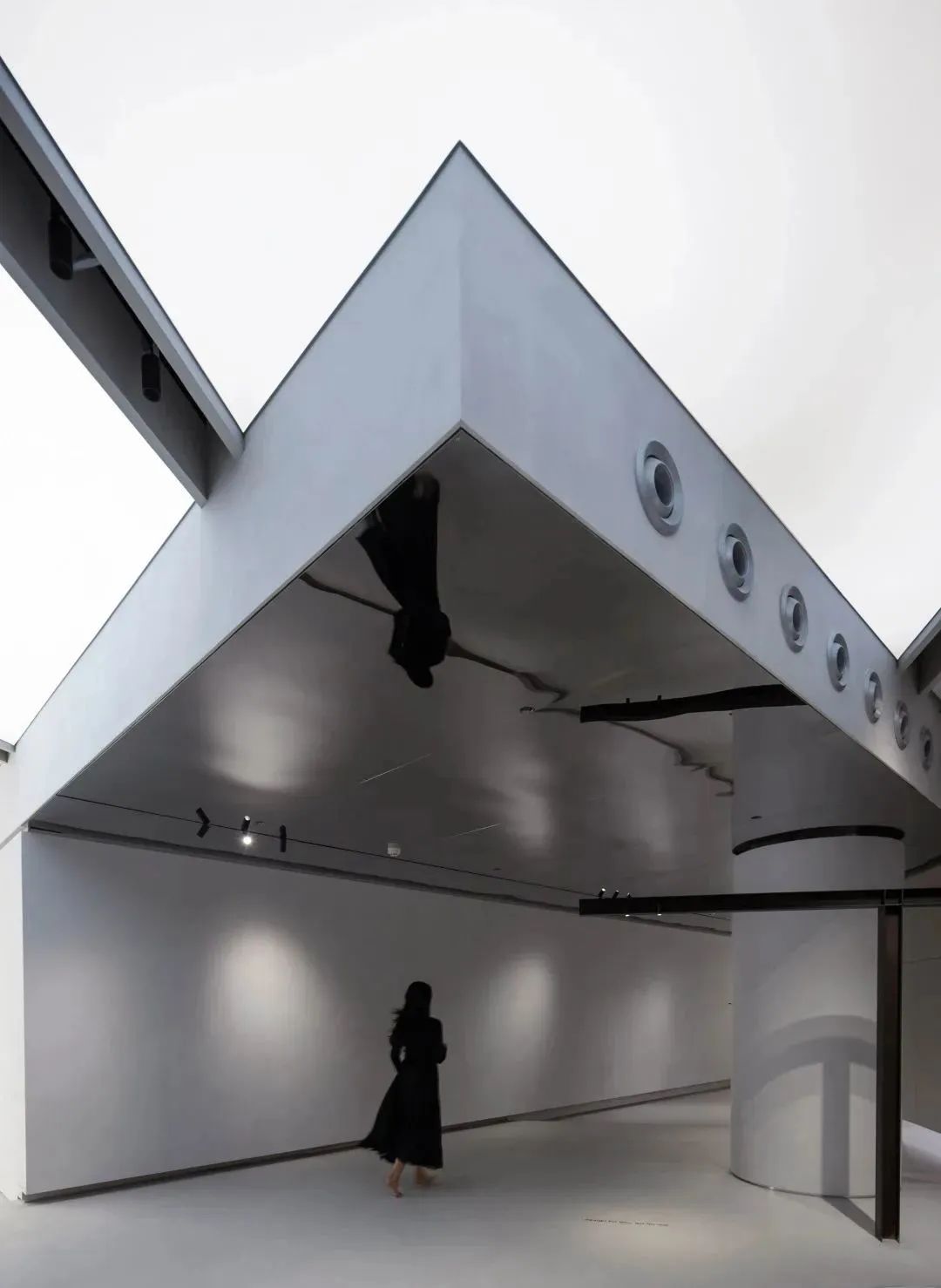 欧戈雅「梯·艺术 THEIART」空间丨中国武汉丨宛佩,初原加拓-40