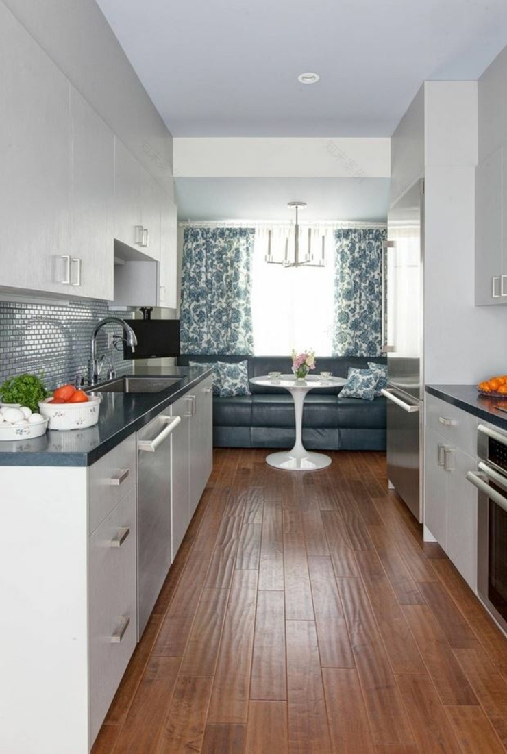 老年公寓装修装饰项目丨美国室内建筑师Lori Dennis-31