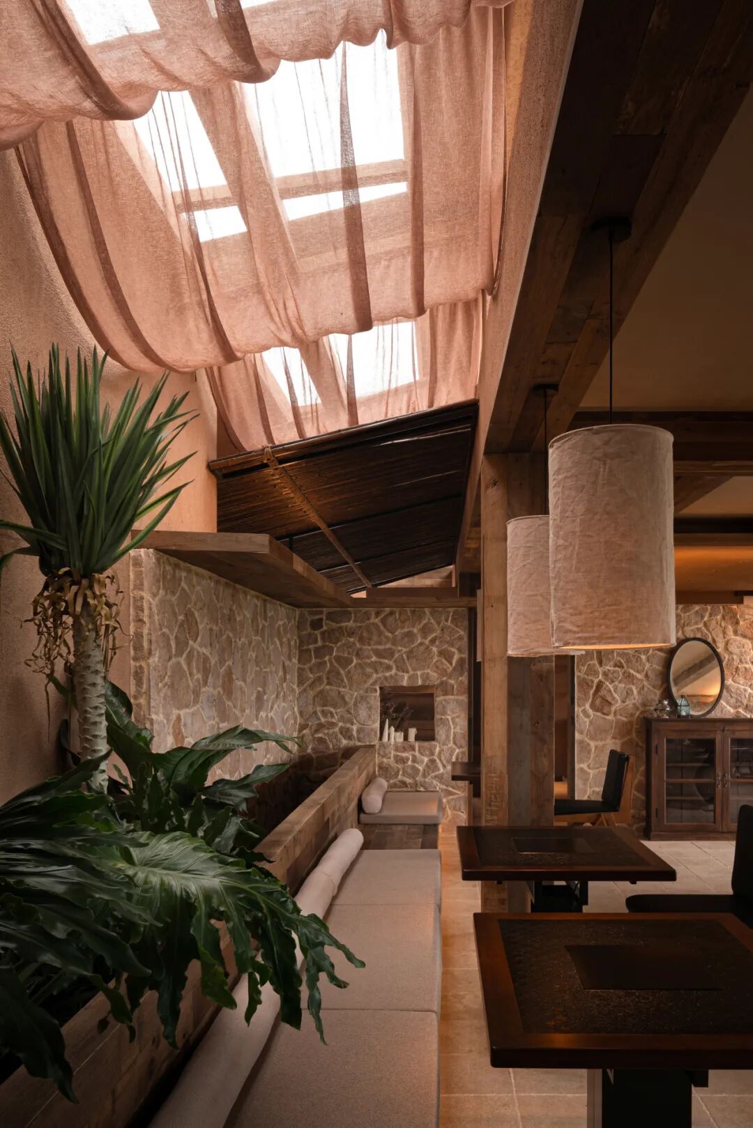 场所的诗学:老院子与风土的共生（山丘花园）丨中国大理丨桐里空间设计-57