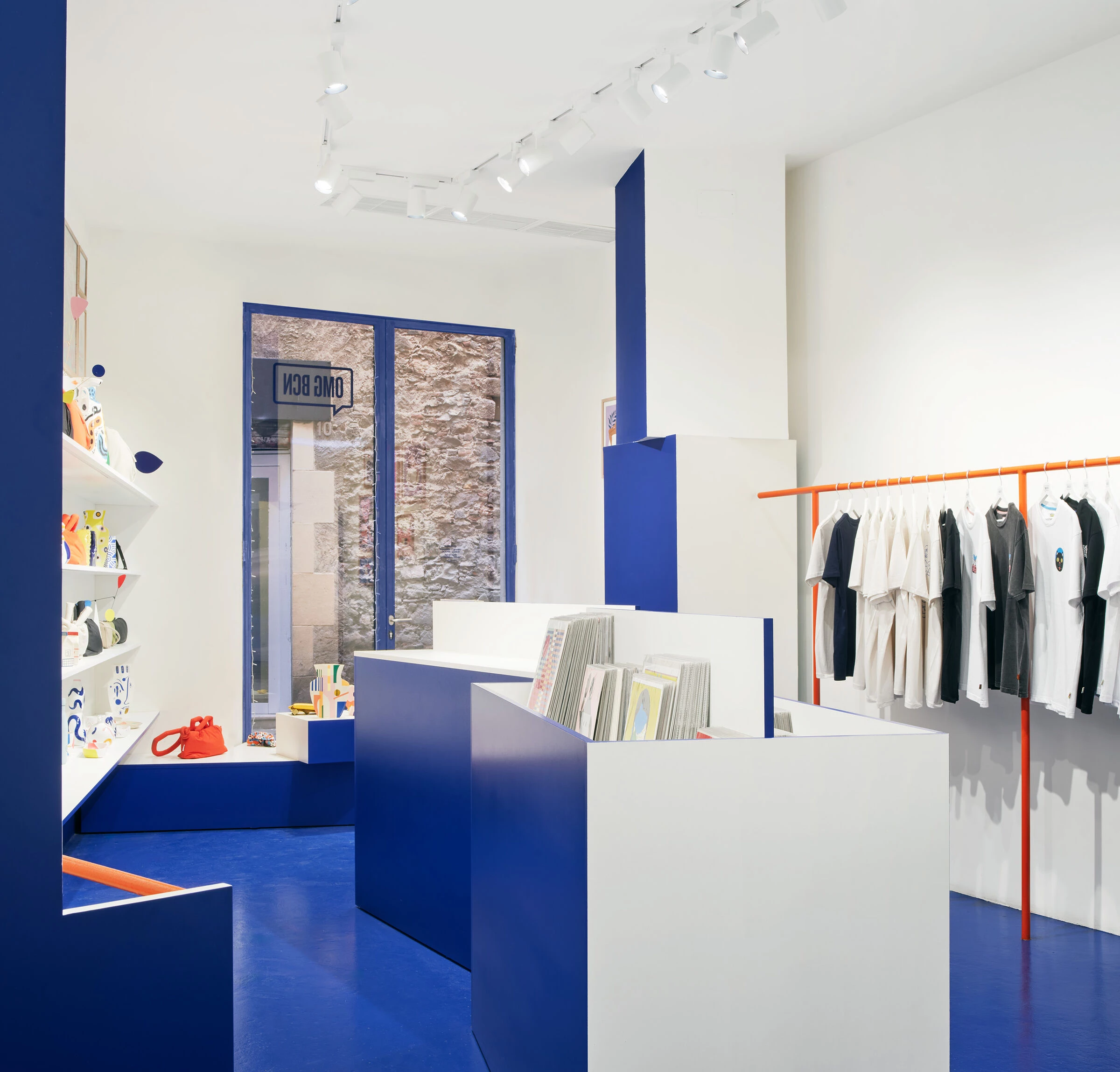 克莱因蓝服装店丨西班牙巴塞罗那-24
